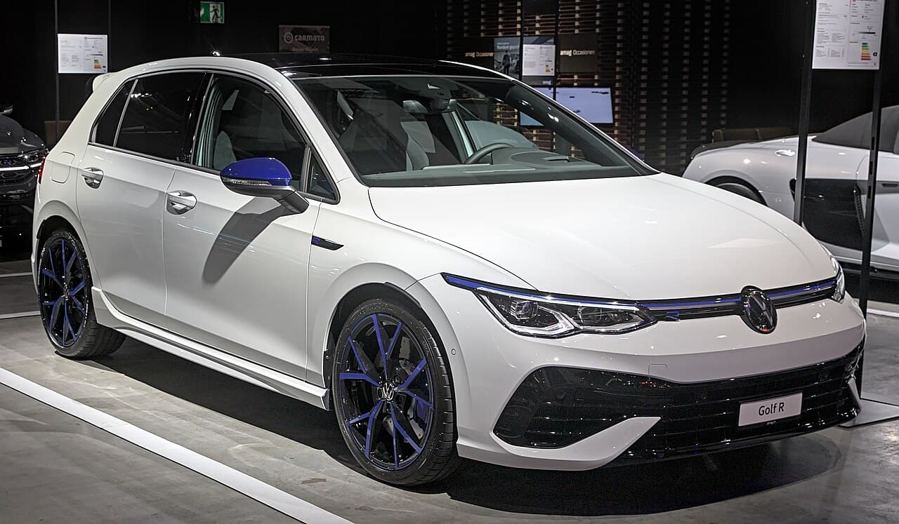 Golf R